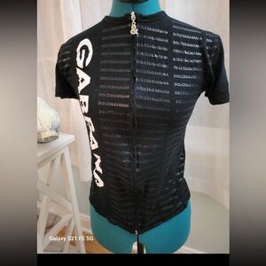 🔥UKTRA RARE Vintage Dolce & Gabbana Y2K Logo Print Top - Size Small, Like New!🔥